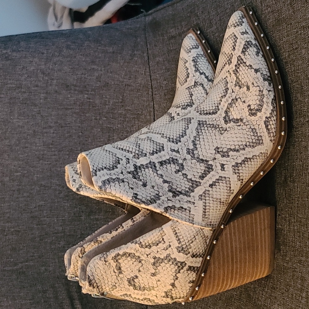 Steve Madden